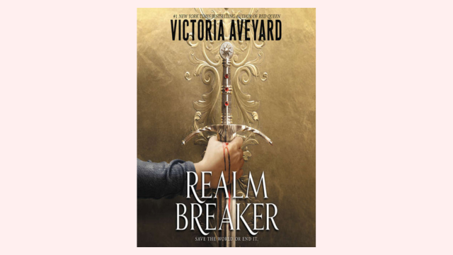 Cover of the book Realm Breaker by Victoria Aveyard.
